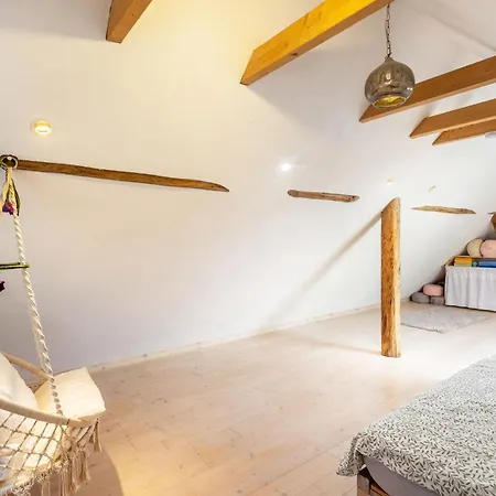 Apartment In Anni's Grossaltenstaedten